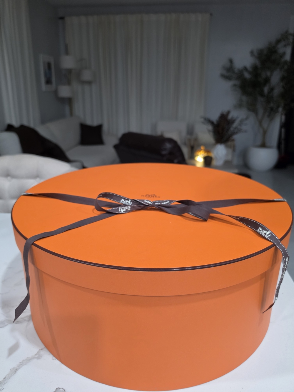 Hermès Large 18” x 18” Orange Empty Gift Box Luxury Designer Packaging